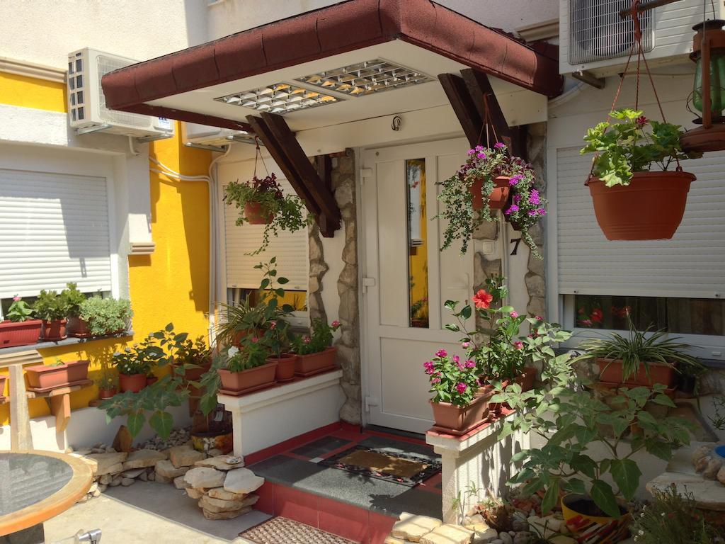 Guesthouse 7Even Мостар Экстерьер фото
